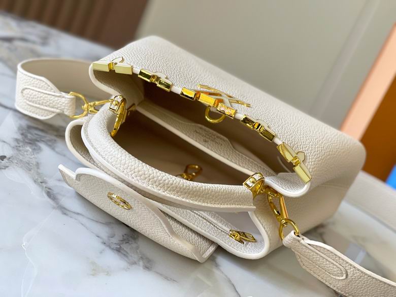 Capucines BB Crème Nacre Bag - Image 10