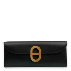 Maillon To Go Black Wallet On Chain in Tadelakt, Gold hardware