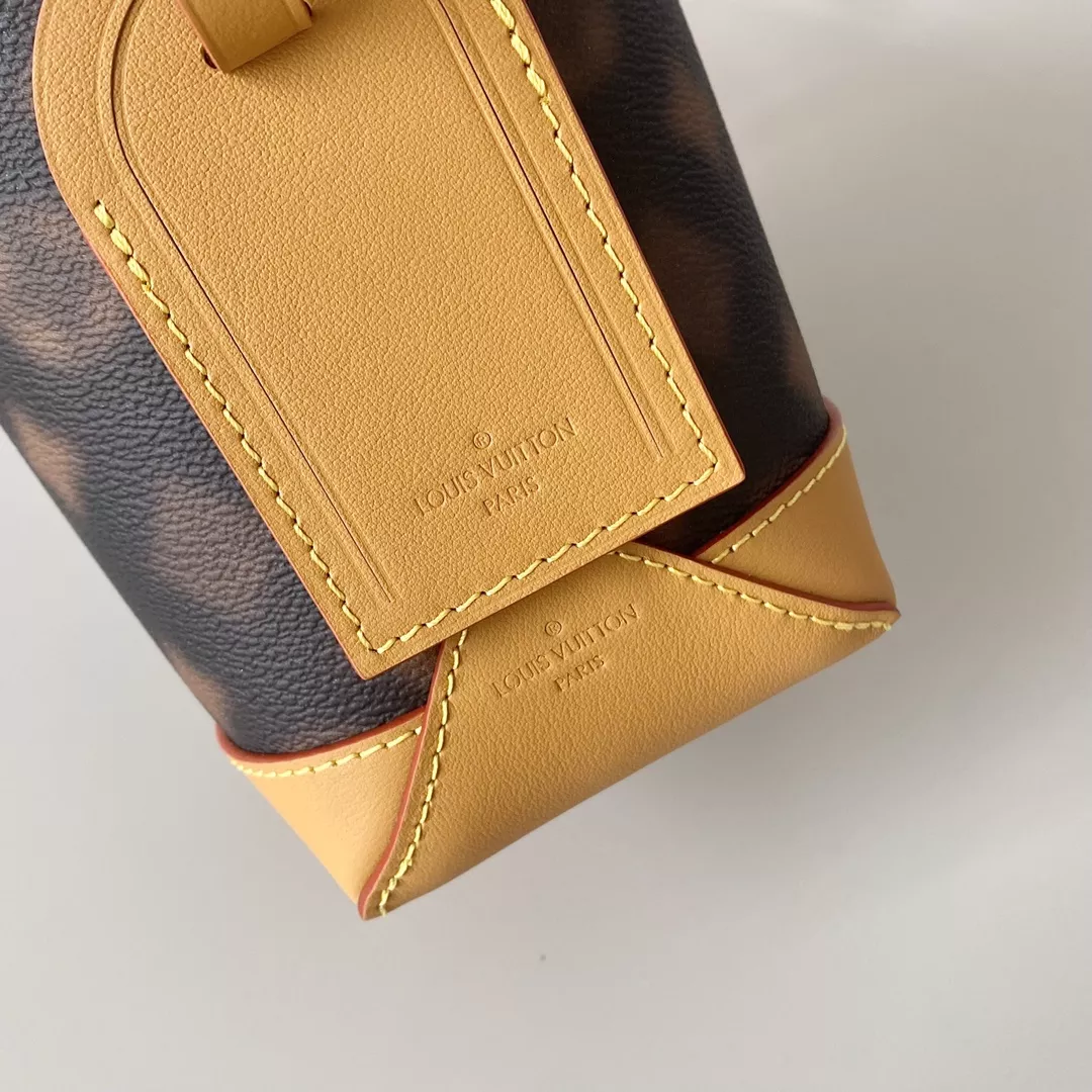 Hobo Cruiser PM Monogram Other Bag - ReplicaBags.is - Image 7