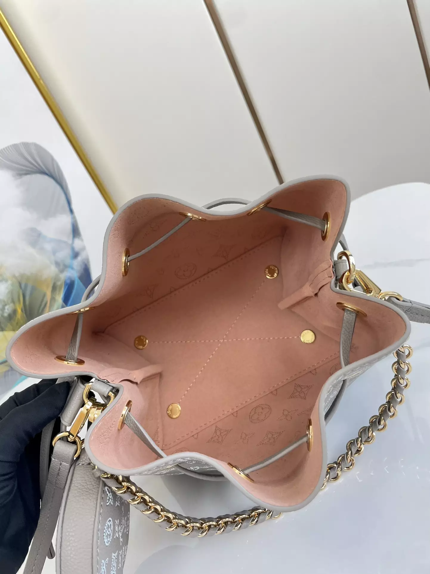 Bella Bucket Bag Gray Mahina Calfskin - Repbags.is - Image 11