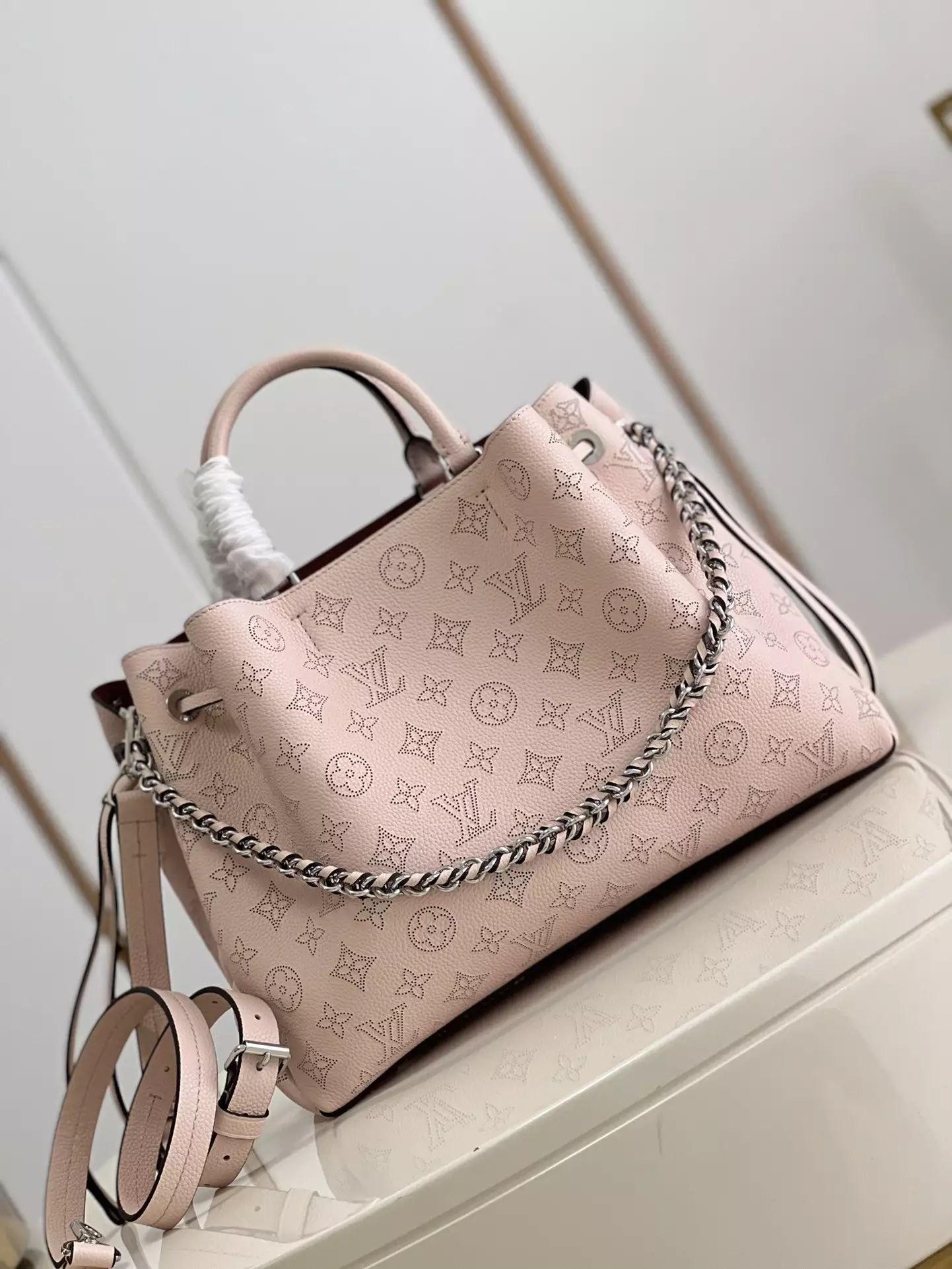 Bella Tote Pink Beige Mahina Calfskin - Repbags.ru - Image 3