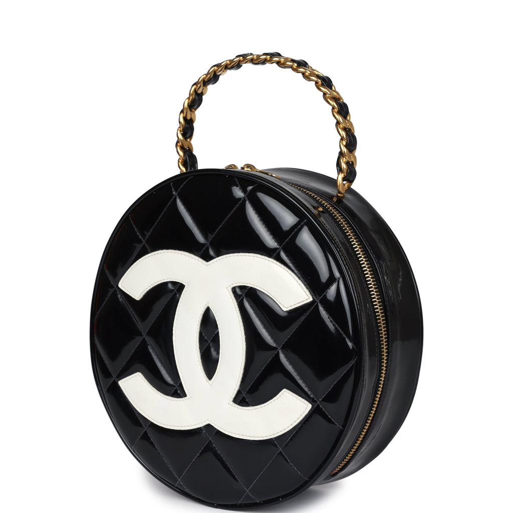Vintage Chanel Round Vanity Bag Black and White Patent Leather Antique Gold Hardware - Image 6