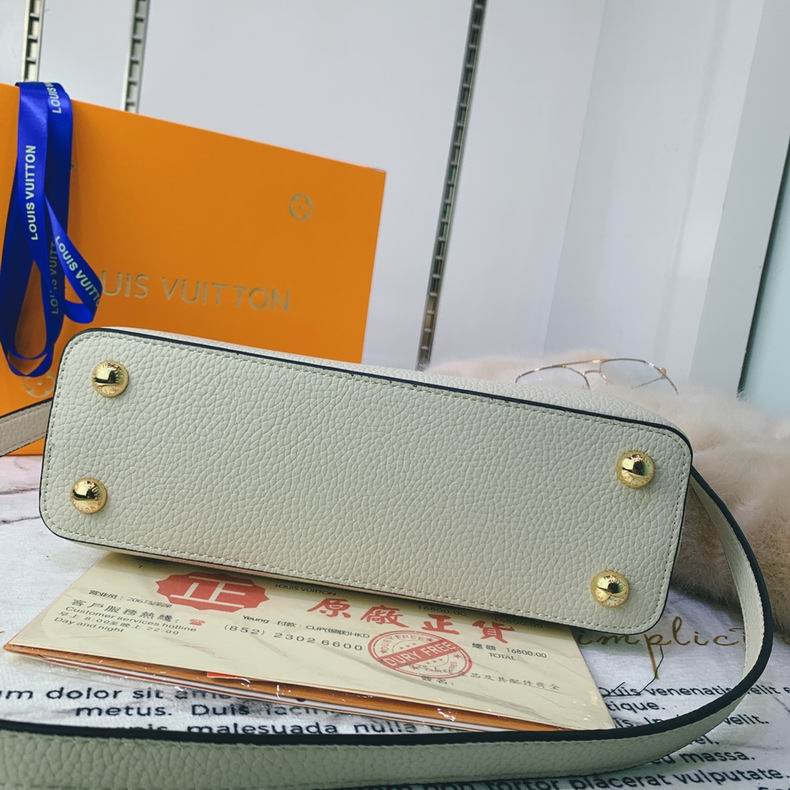 Capucines BB Taurillon Leather Bag - Image 9