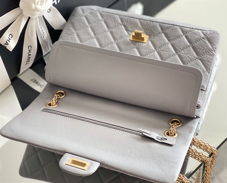 Chanel Grey Quilted Aged Leather Reissue - Image 11