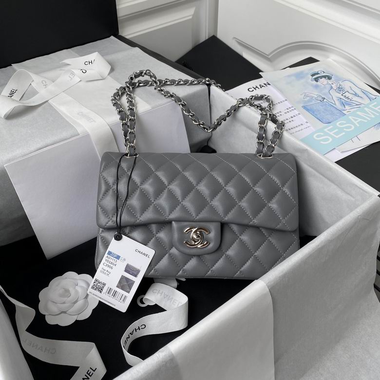 Chanel Lambskin Quilted Small Double Flap Grey - Image 3
