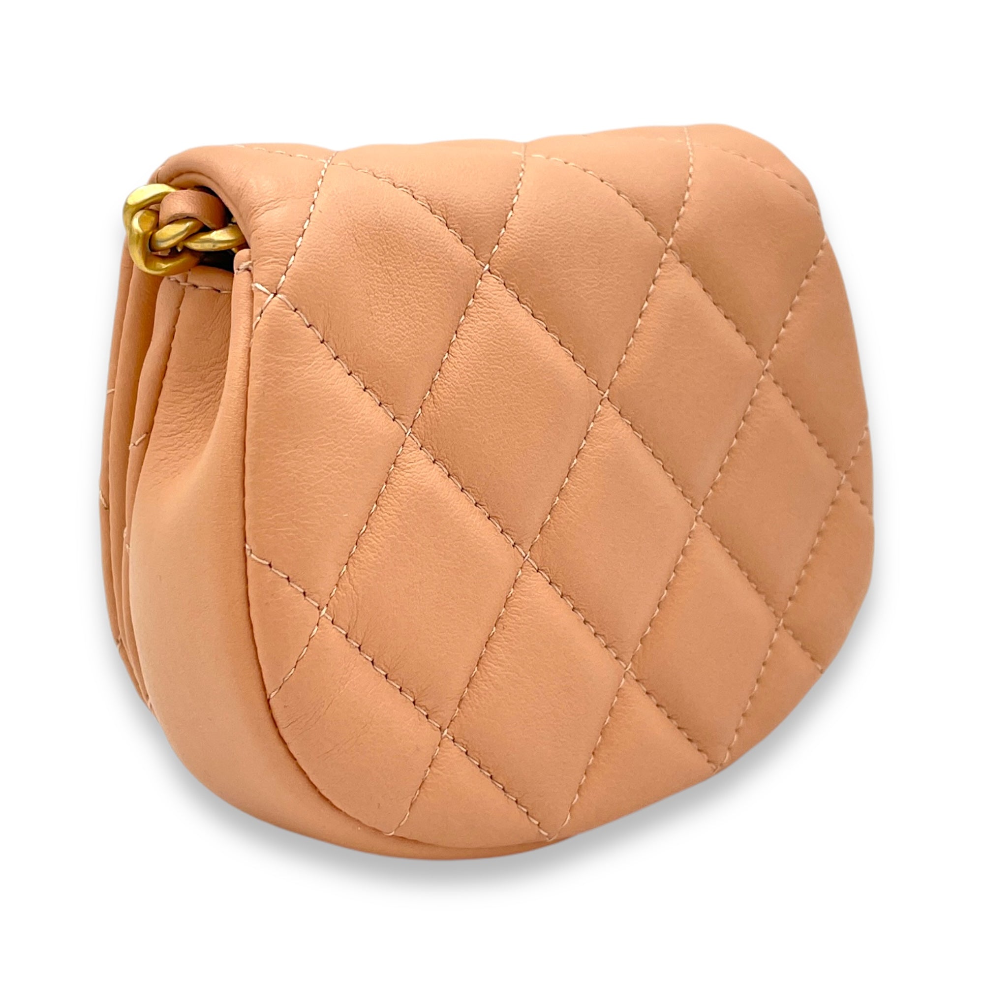 Chain Clutch Mini Beige Crossbody Bag in Lambskin, Gold hardware - Image 5
