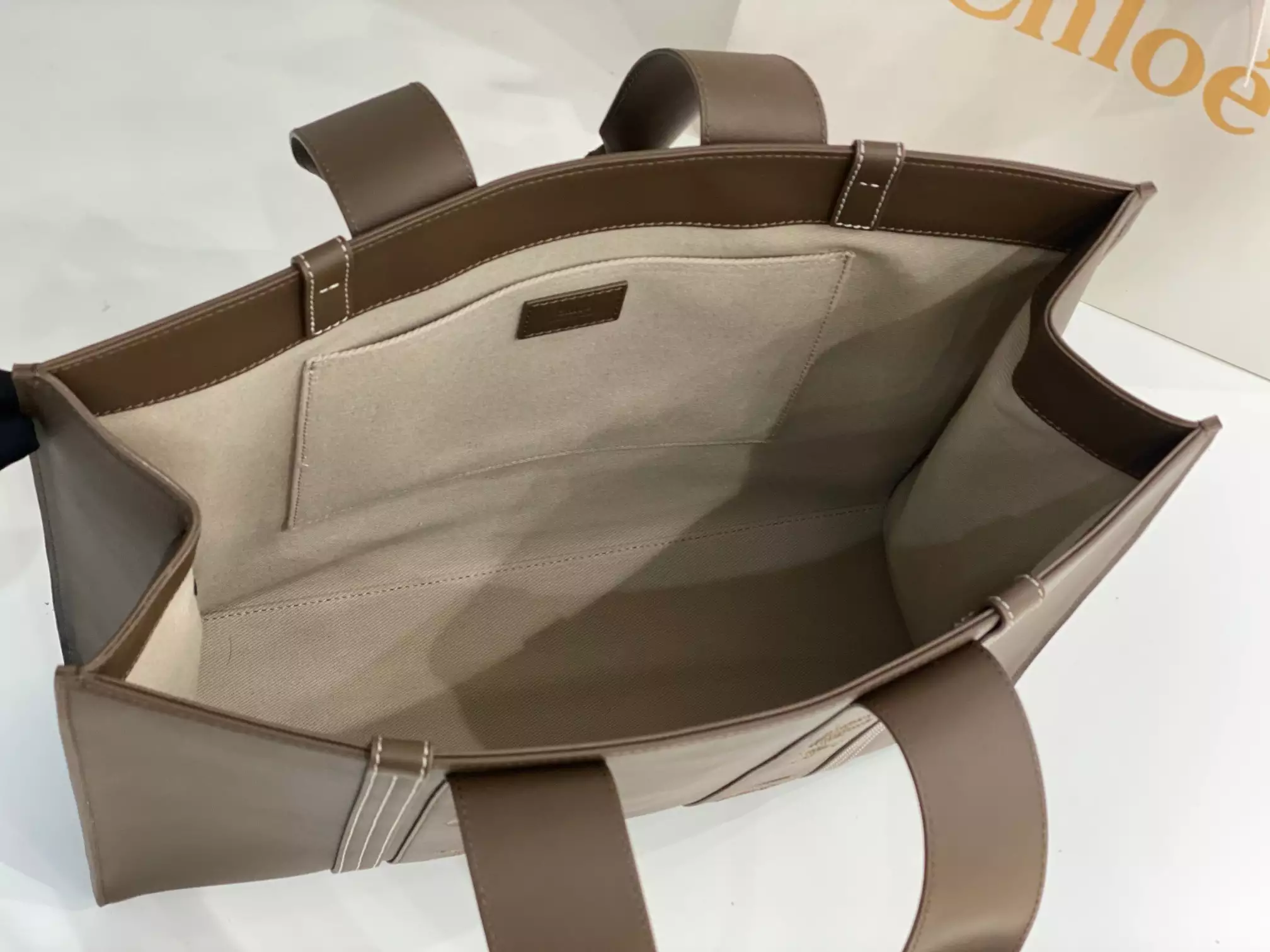 Chloé Large Woody Tote Bag Dark Nut - Repbags.ru - Image 9