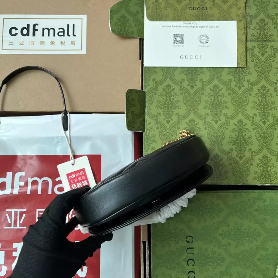 GG Marmont Matelassé Chain Mini Bag - Image 7