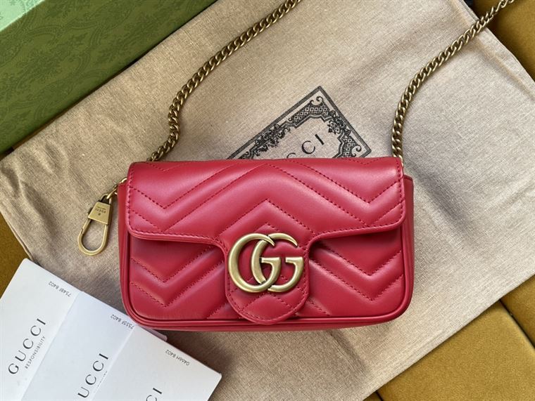 GG Marmont leather super mini bag Hibiscus red - Image 3