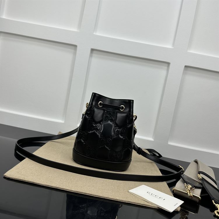 GG Matelassé bucket bag Black GG leather - Image 4