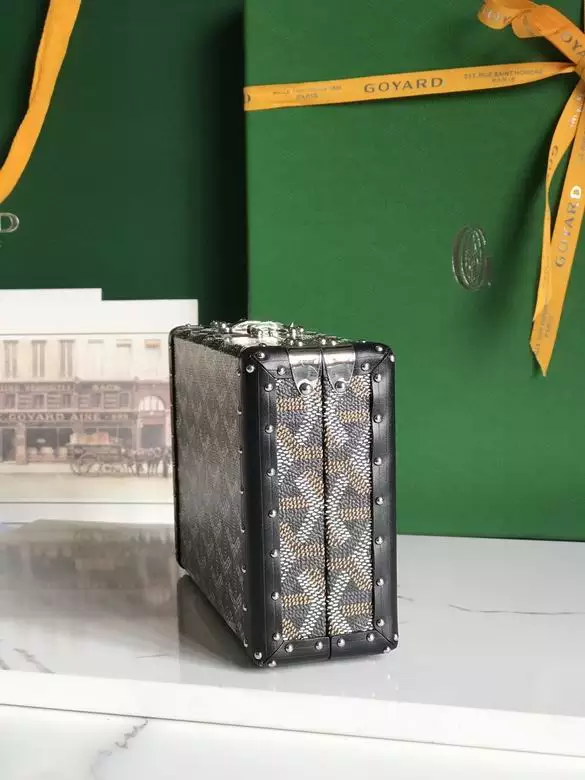 Goyard Minaudière Trunk Bag - Repbags.ru - Image 8