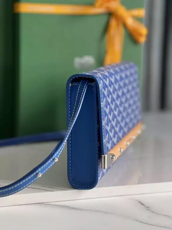 Goyard Monte-Carlo PM Clutch - Repbags.ru - Image 6