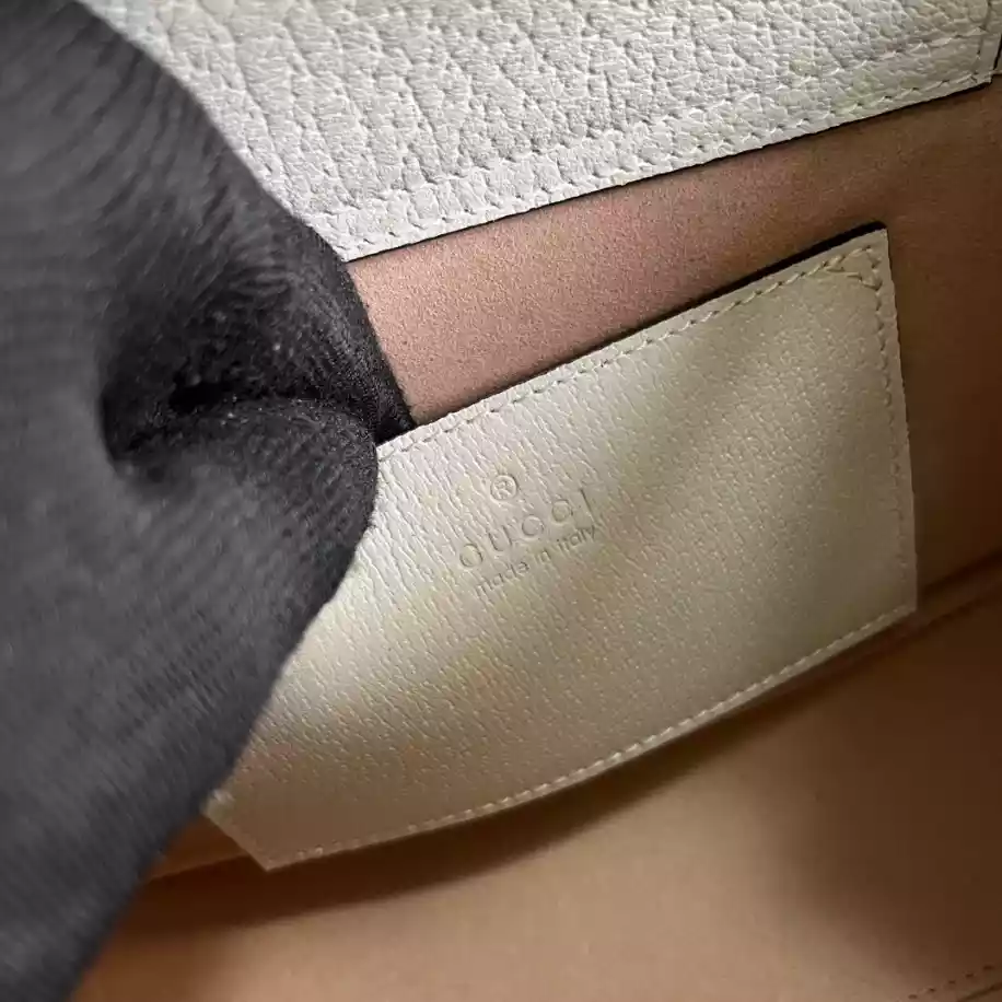 Gucci Diana Small Shoulder Bag - Image 8