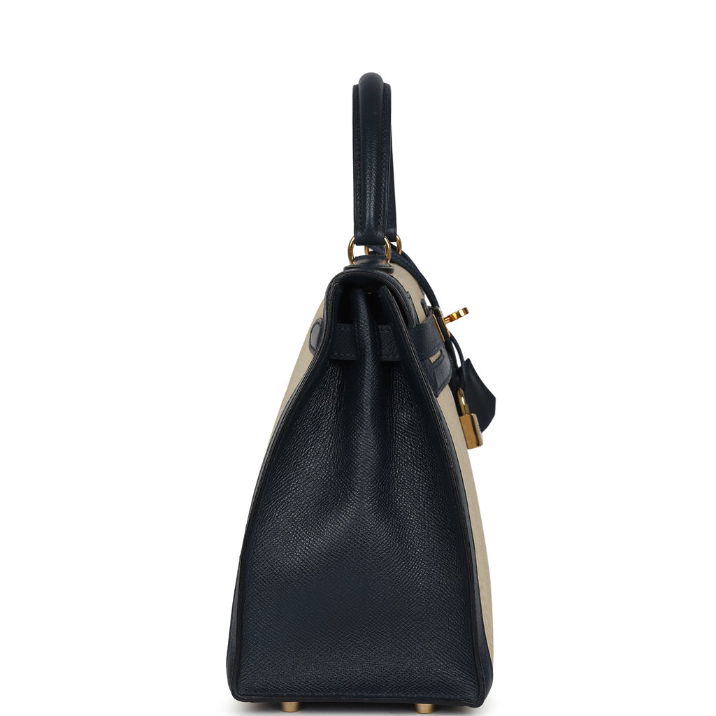 Vintage Hermes Kelly Sellier 28 Bleu Marine Courchevel and Ecru Crinoline Gold Hardware - Image 4