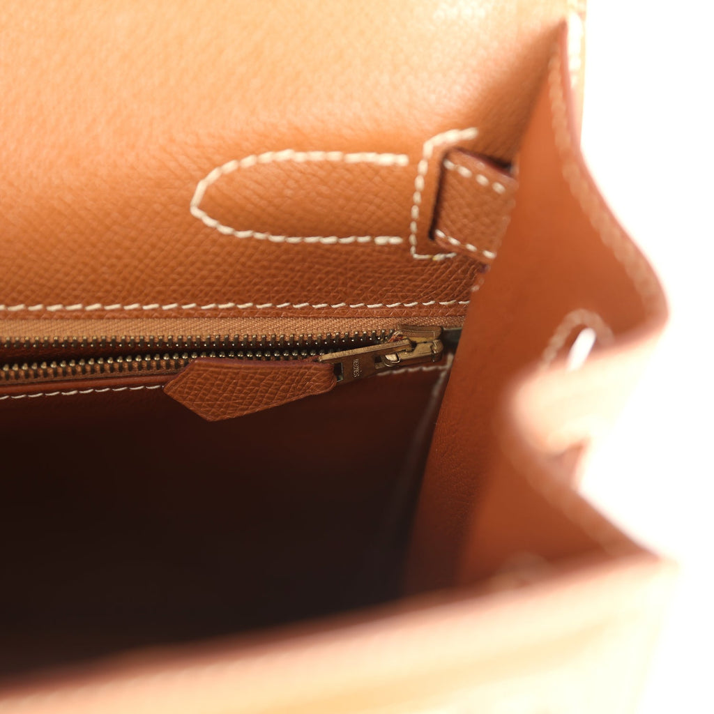 Vintage Hermes Kelly Sellier 32 Gold Courchevel and Ecru-Beige Toile H Canvas Gold Hardware - Image 10