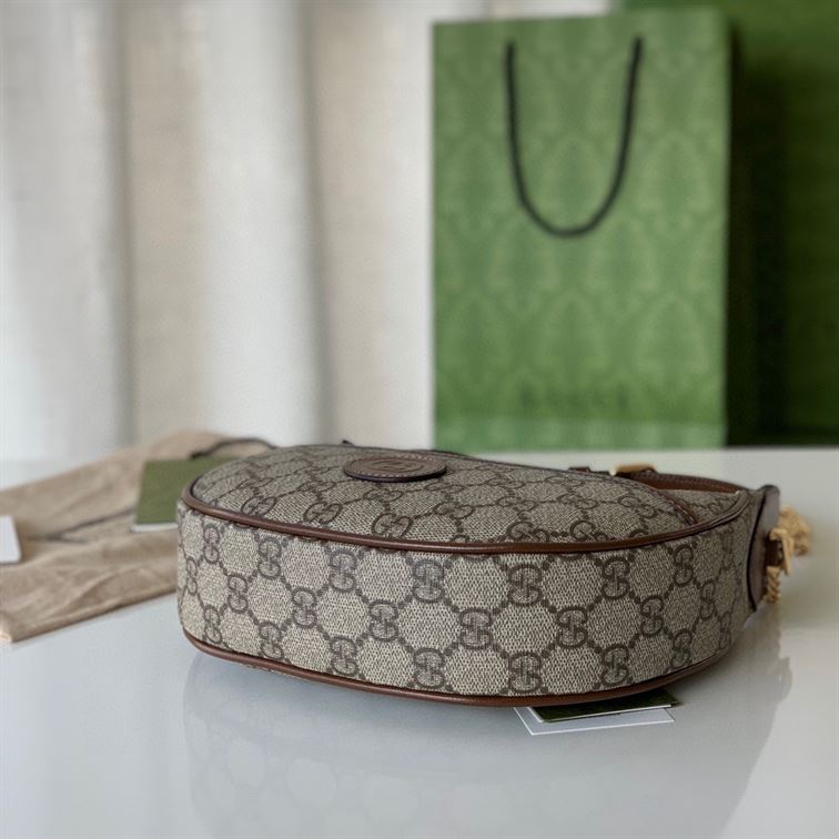 Half-moon-shaped mini bag with Interlocking G Beige and ebony - Image 10