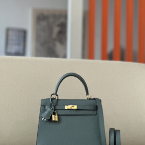 Kelly 25 Epsom Vert Amande (63) Gold Hardware