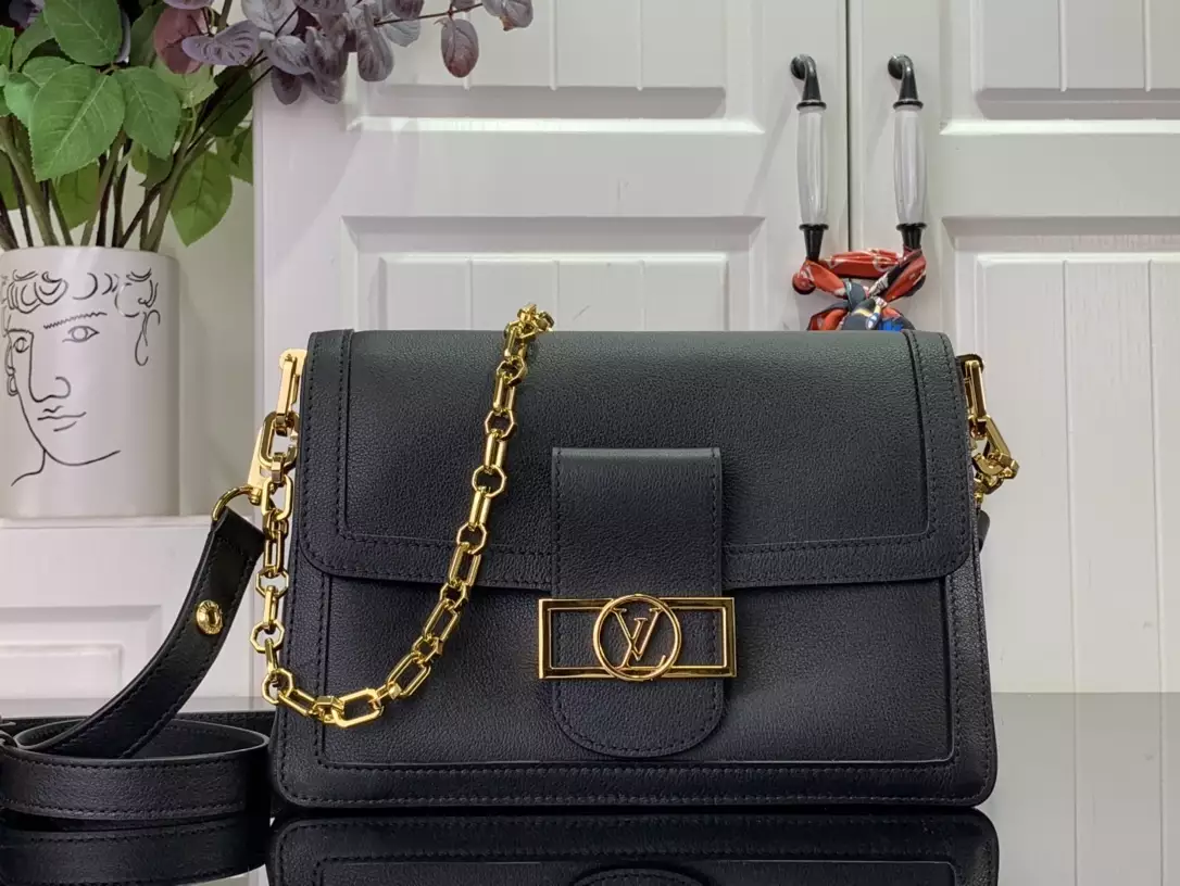 LV Dauphine Soft MM Black Calfskin - Repbags.ru - Image 3