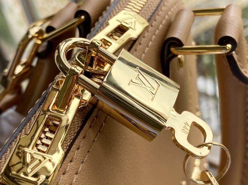 Louis Vuitton Alma BB Calfskin Metal - Image 8