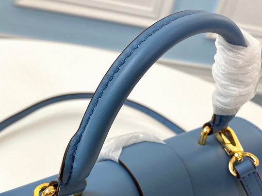 Louis Vuitton Locky BB Rose Poudré - Image 7