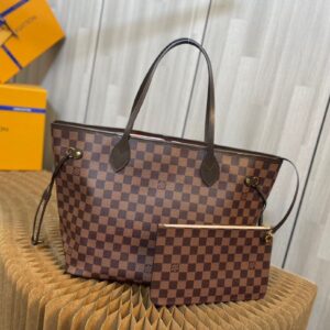Louis Vuitton Neverfull MM Tote Bag