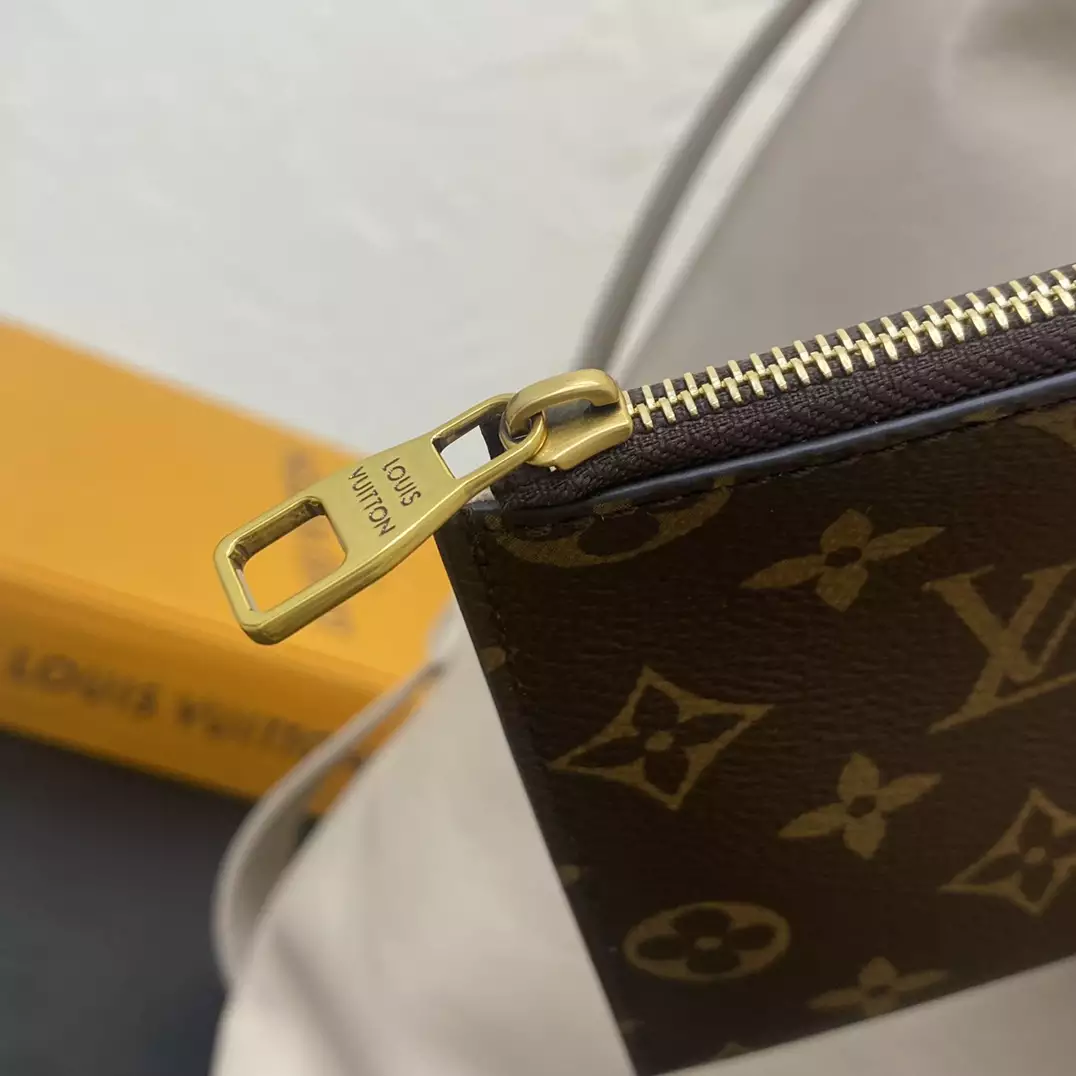 Low Key Hobo MM Limestone Gray Grained Calfskin - Repbags.ru - Image 9