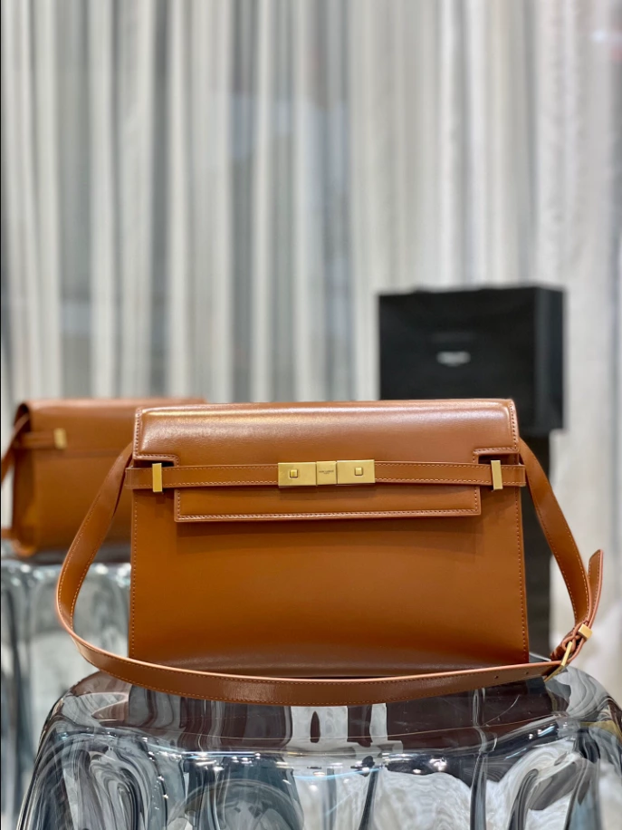 Manhattan Small Shoulder Bag in Box Saint Laurent - Image 3