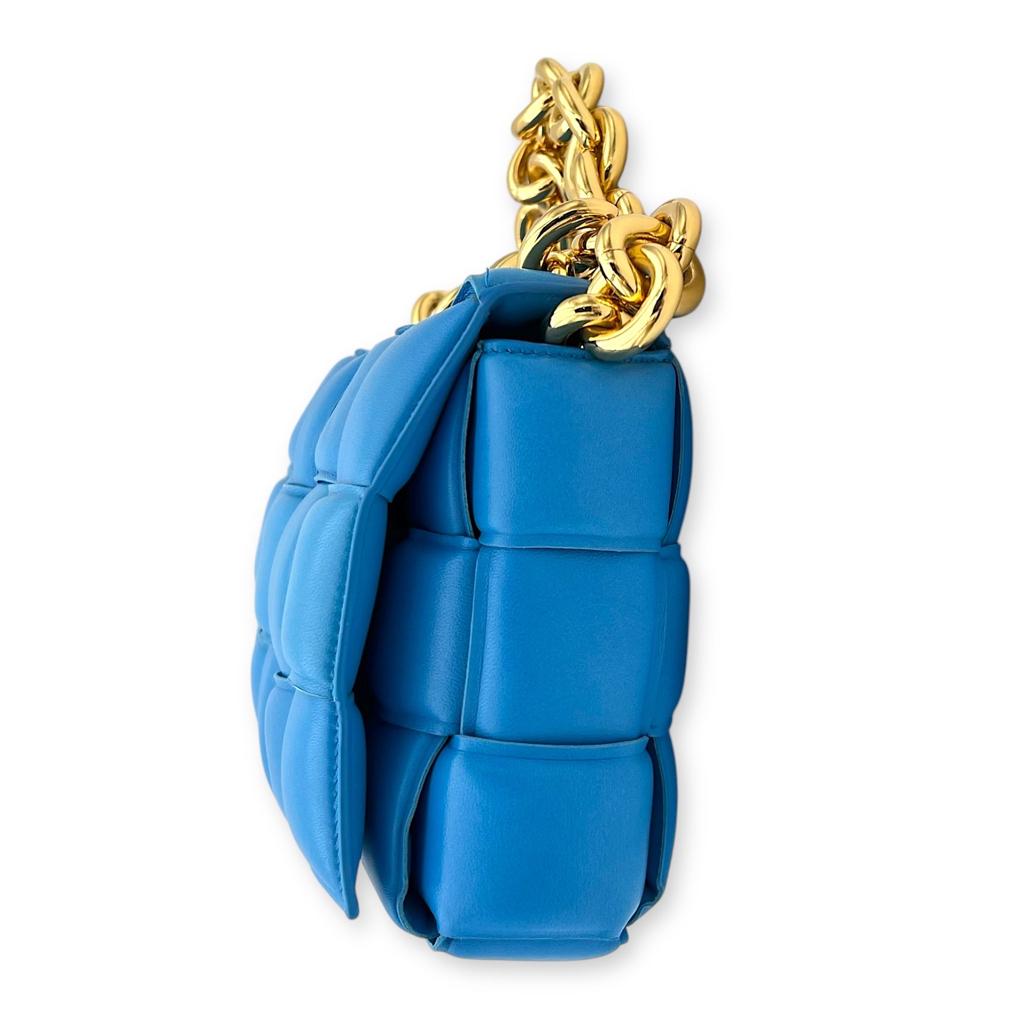 Cassette Crossbody Bag Blue in Lambskin, Gold hardware - Image 4
