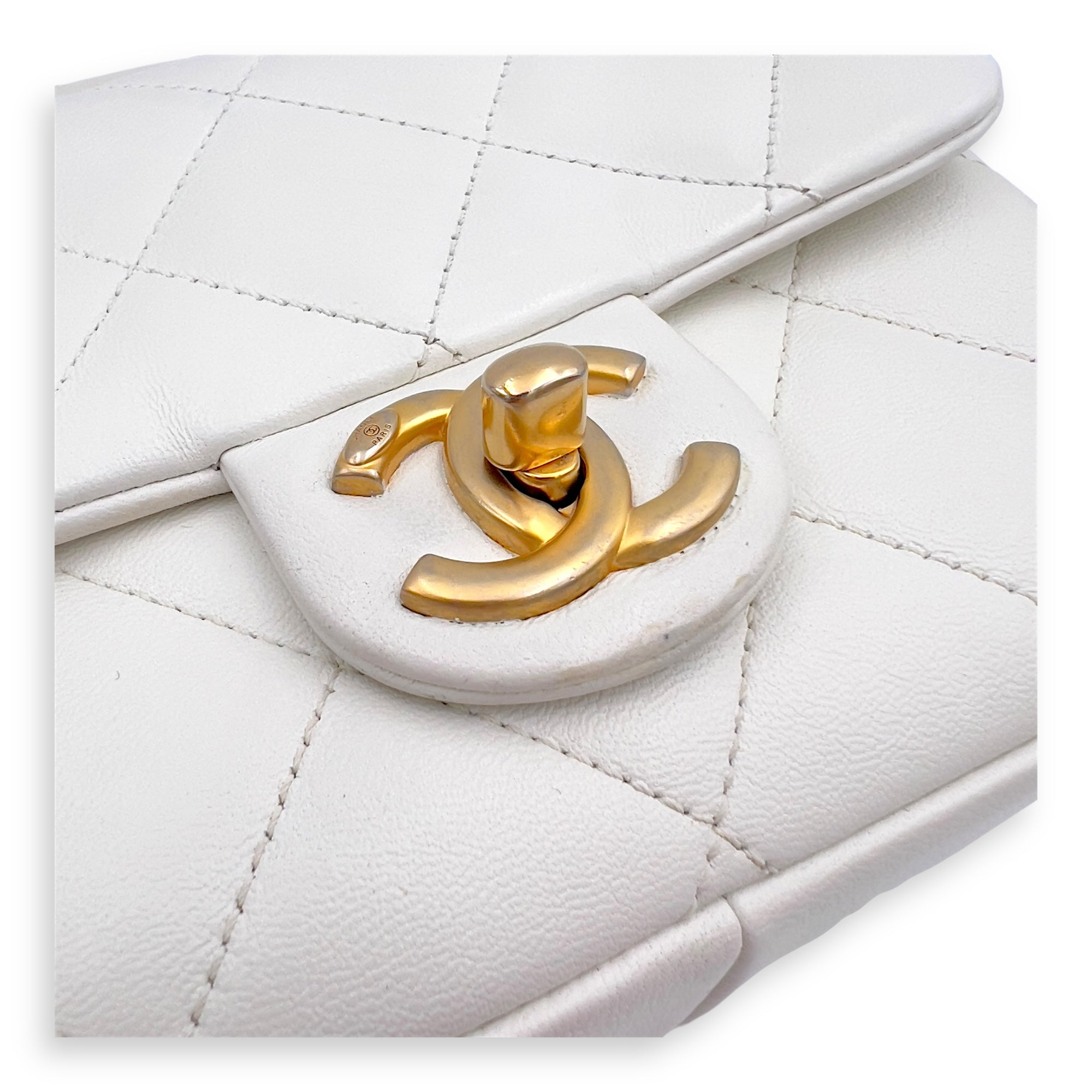 20C In The Loop CC Flap White Top Handle Bag in Lambskin, Gold hardware - Image 10