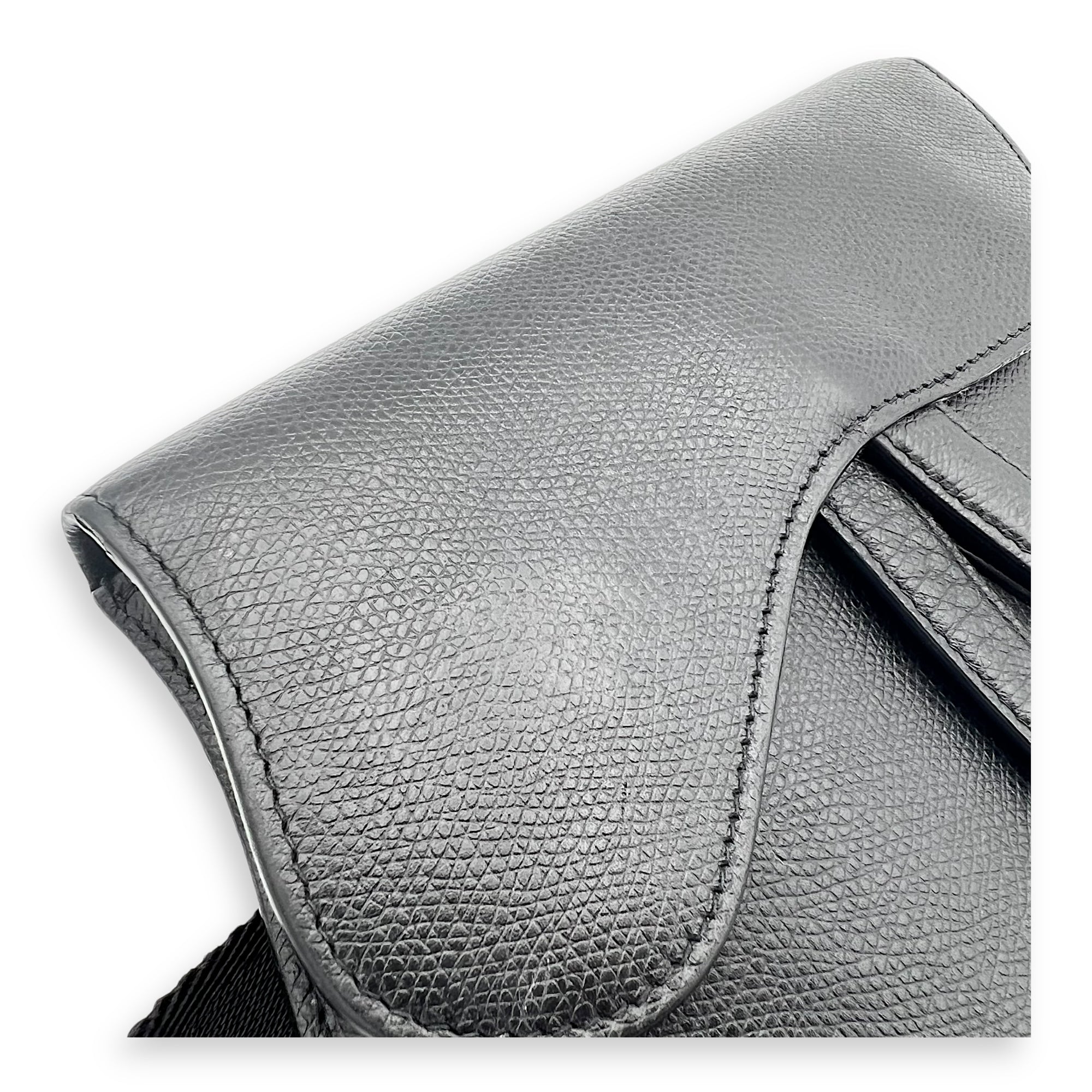 Saddle Belt Bag Black in Calfskin, Gold hardware - Image 9