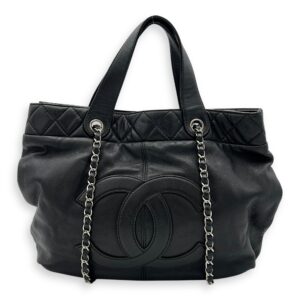 Trianon Shopping Black Tote Bag in Lambskin, Silver hardware