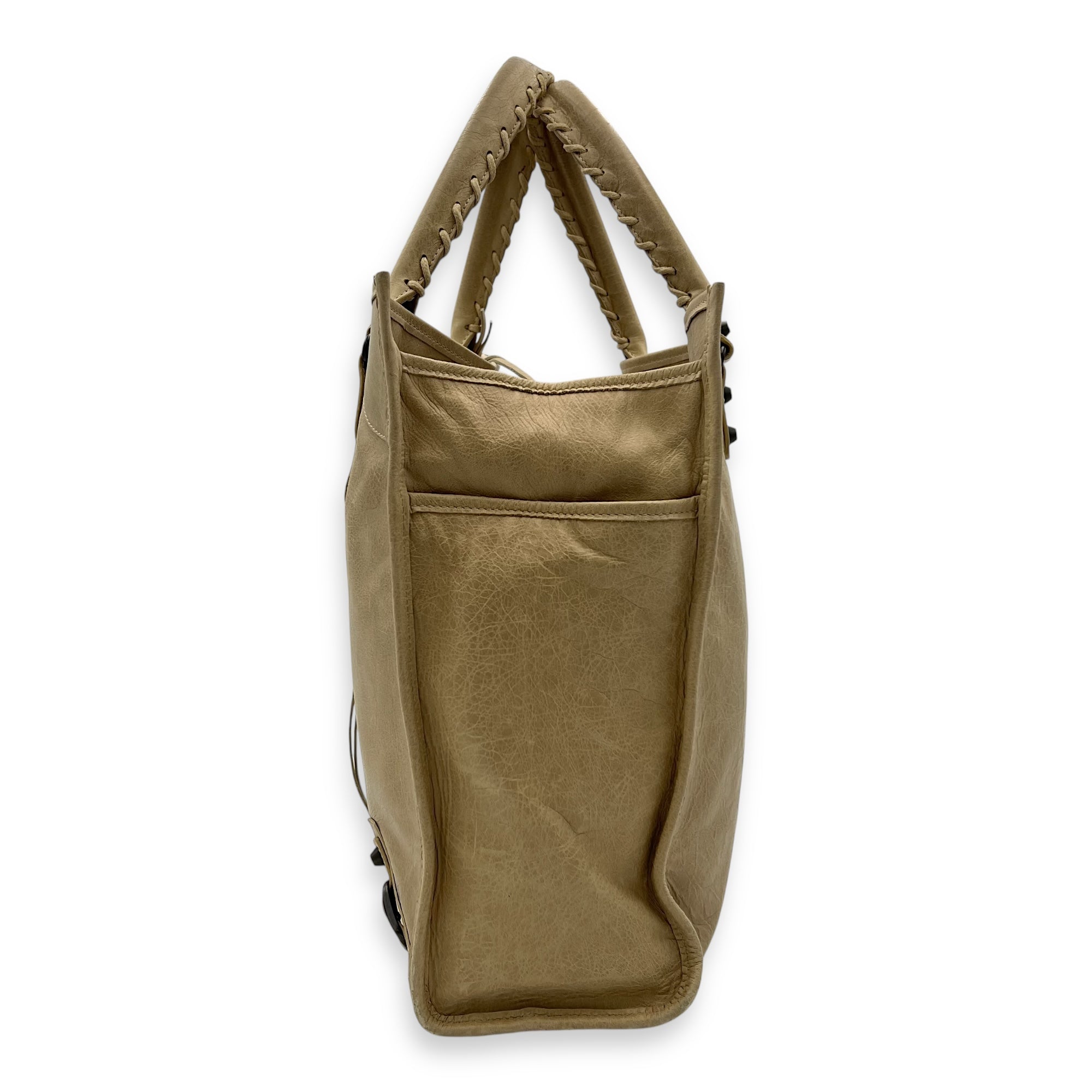 City Shopper Beige Tote Bag in Distressed Leather, Gunmetal hardware - Image 5