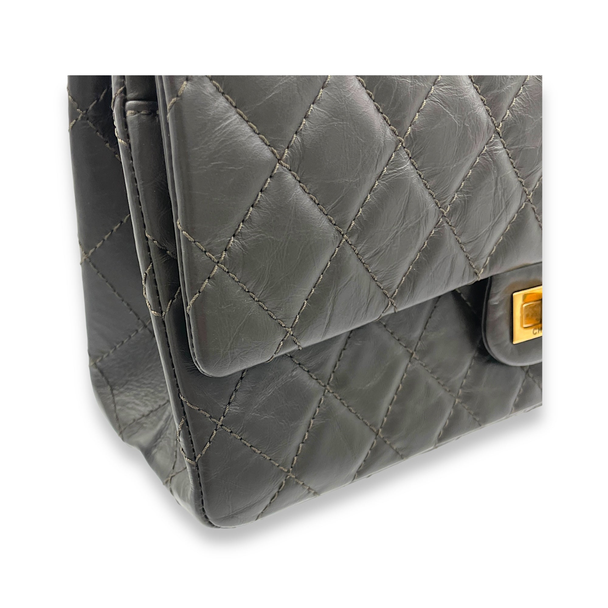 2.55 Brown Shoulder Bag in Calfskin, Gold hardware - Image 11