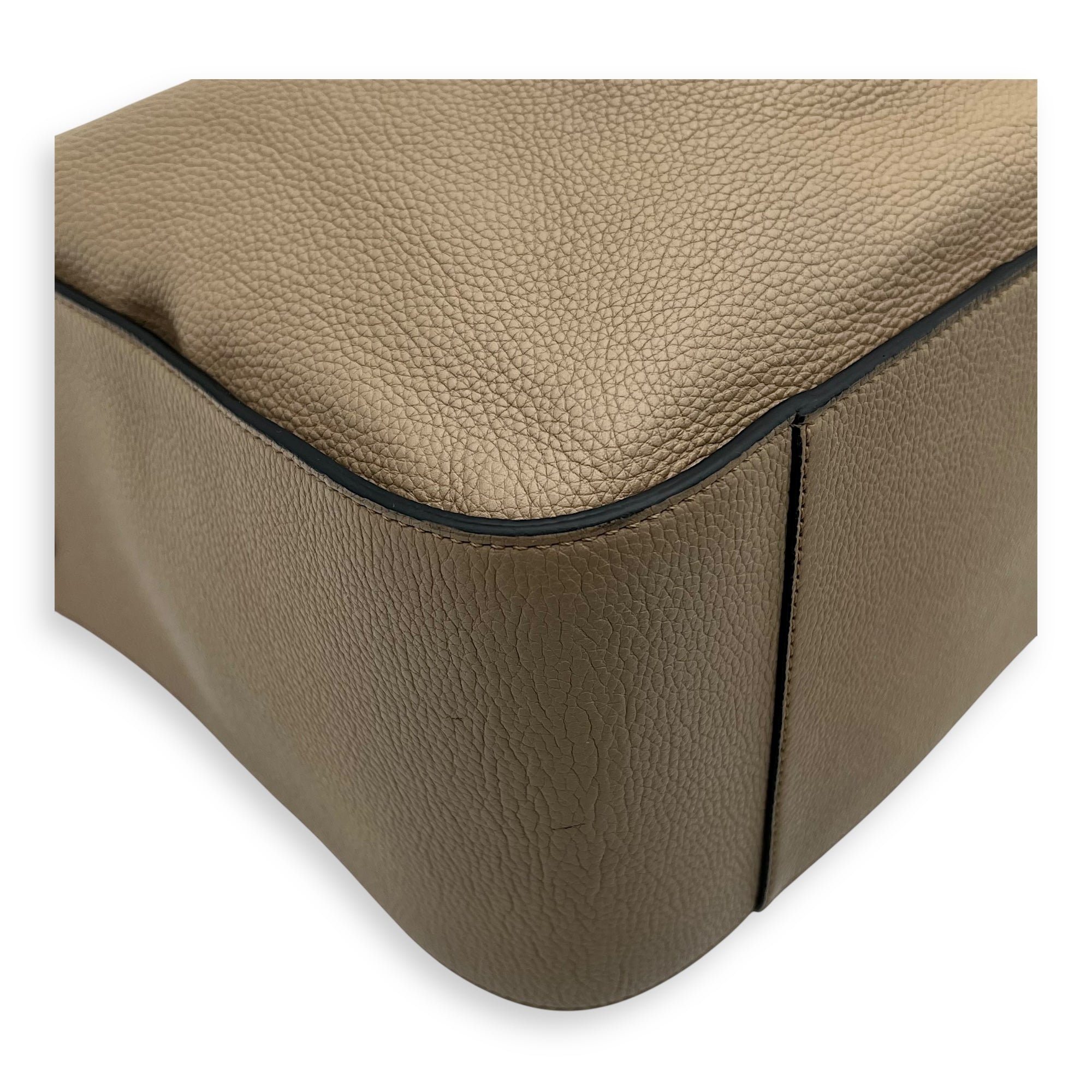 Hammock Small Beige Top Handle Bag in Calfskin, Gold hardware - Image 14