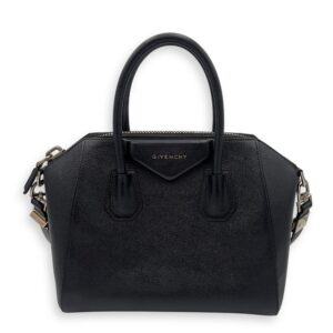Antigona Black Top Handle Bag in Goat Leather, Silver hardware