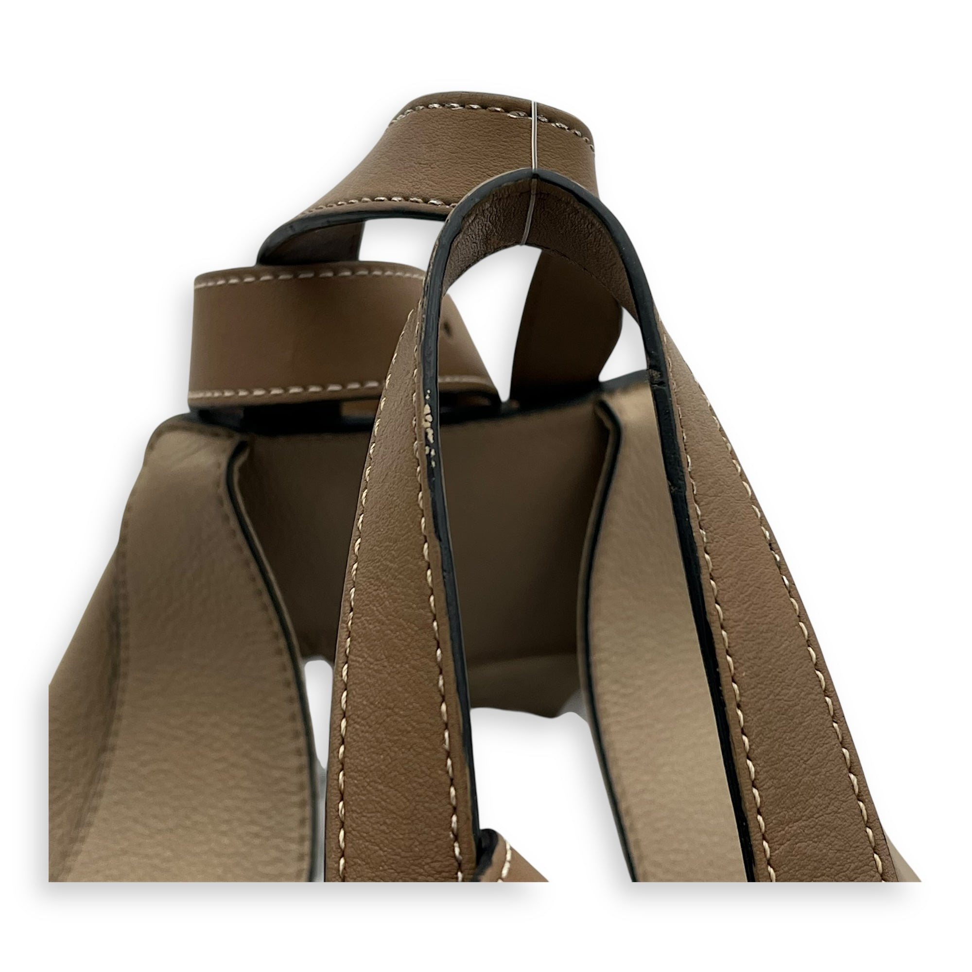 Hammock Small Beige Top Handle Bag in Calfskin, Gold hardware - Image 10