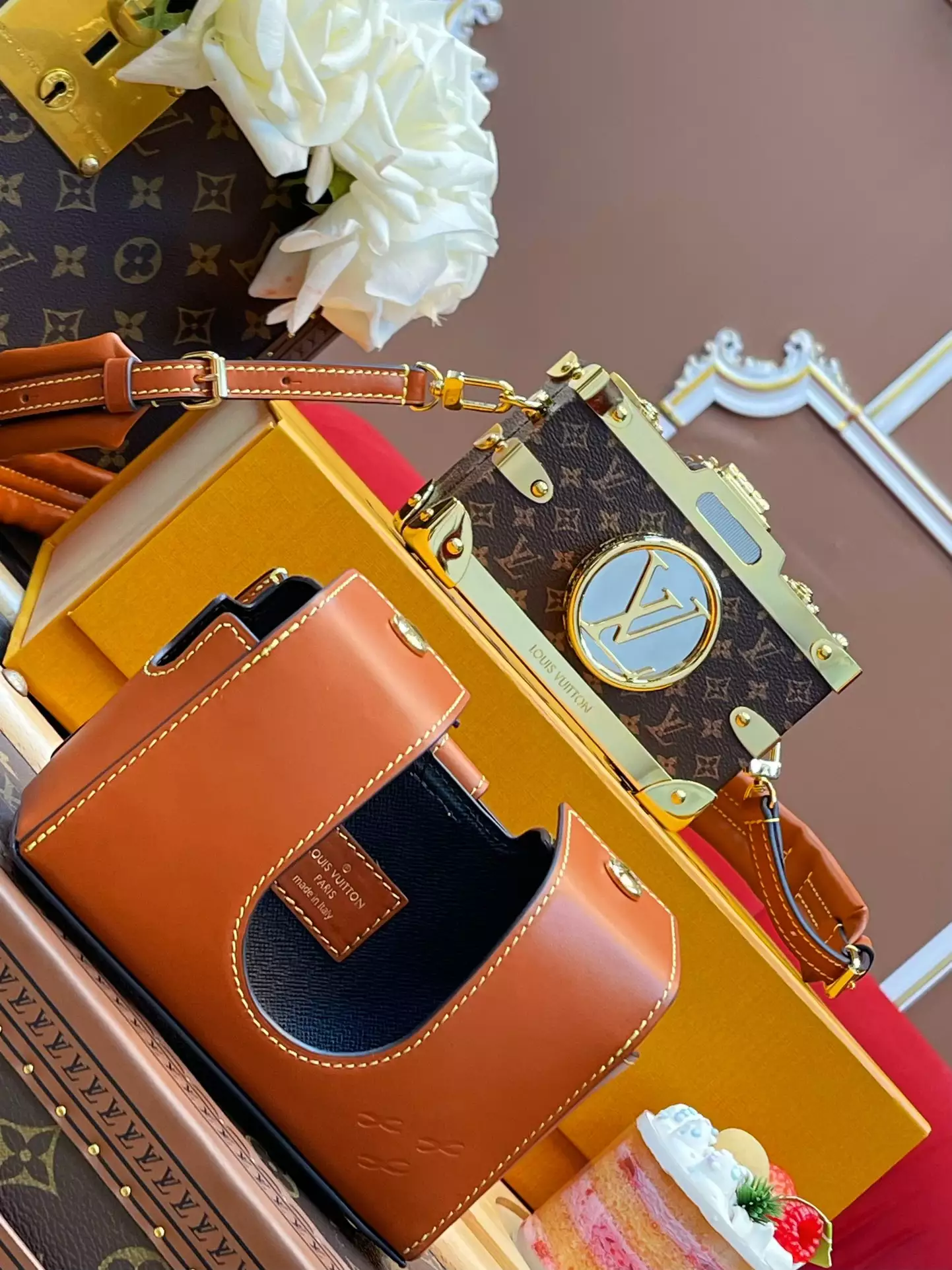 Pic Trunk Monogram Canvas Calf Leather Case - Repbags.ru - Image 6