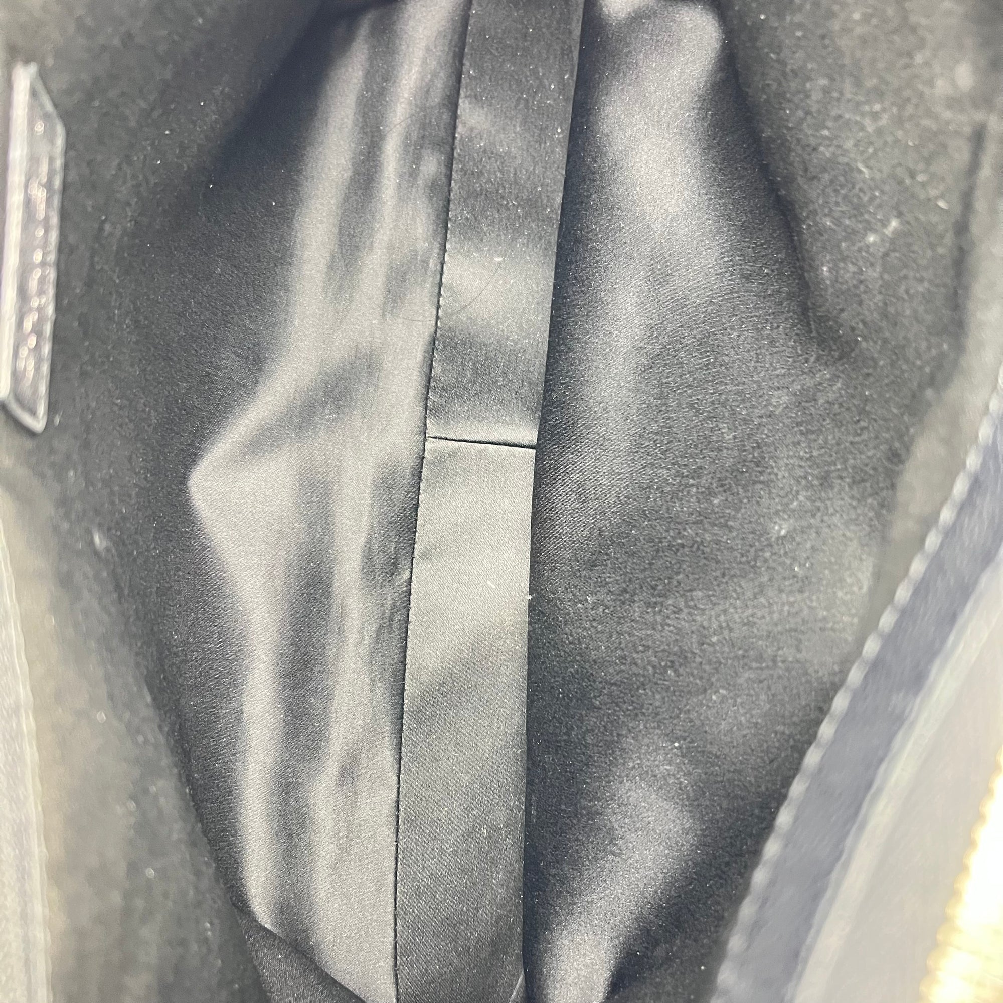 GST Tote Bag Black in Caviar Leather, Silver hardware - Image 16