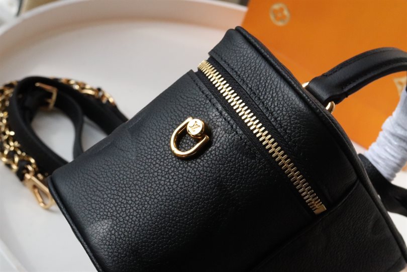 Vanity PM Other Monogram Canvas - LB210 - Image 7