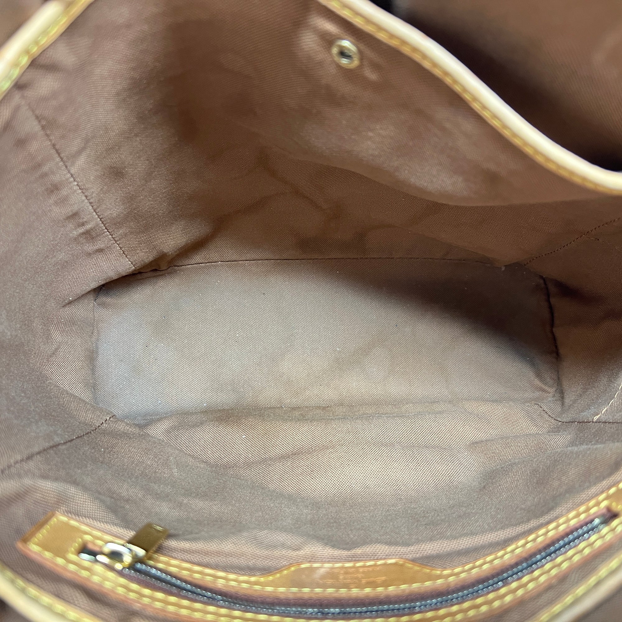 Vavin GM Brown Tote Bag in Monogram Coated Canvas, Gold hardware - Image 10