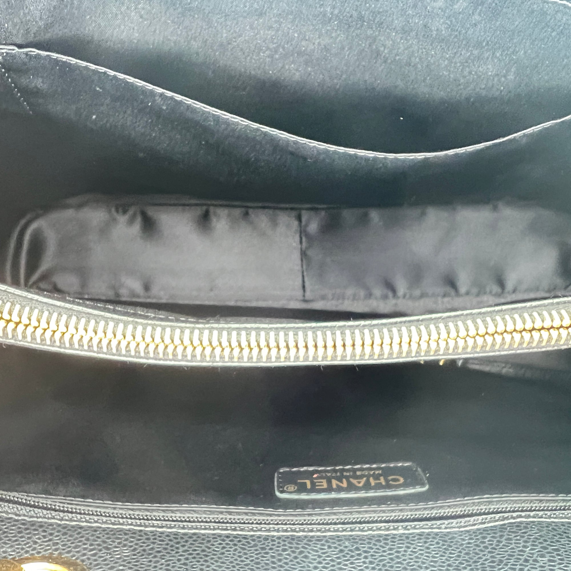 GST Black Tote Bag in Caviar Leather, Gold hardware - Image 11