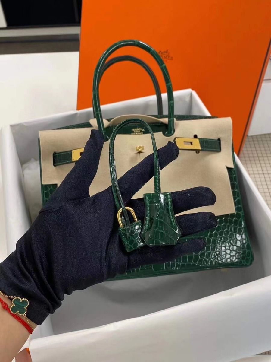 Hermes Birkin 30 Bag In Green Crocodile Porosus Shiny Skin - Image 3