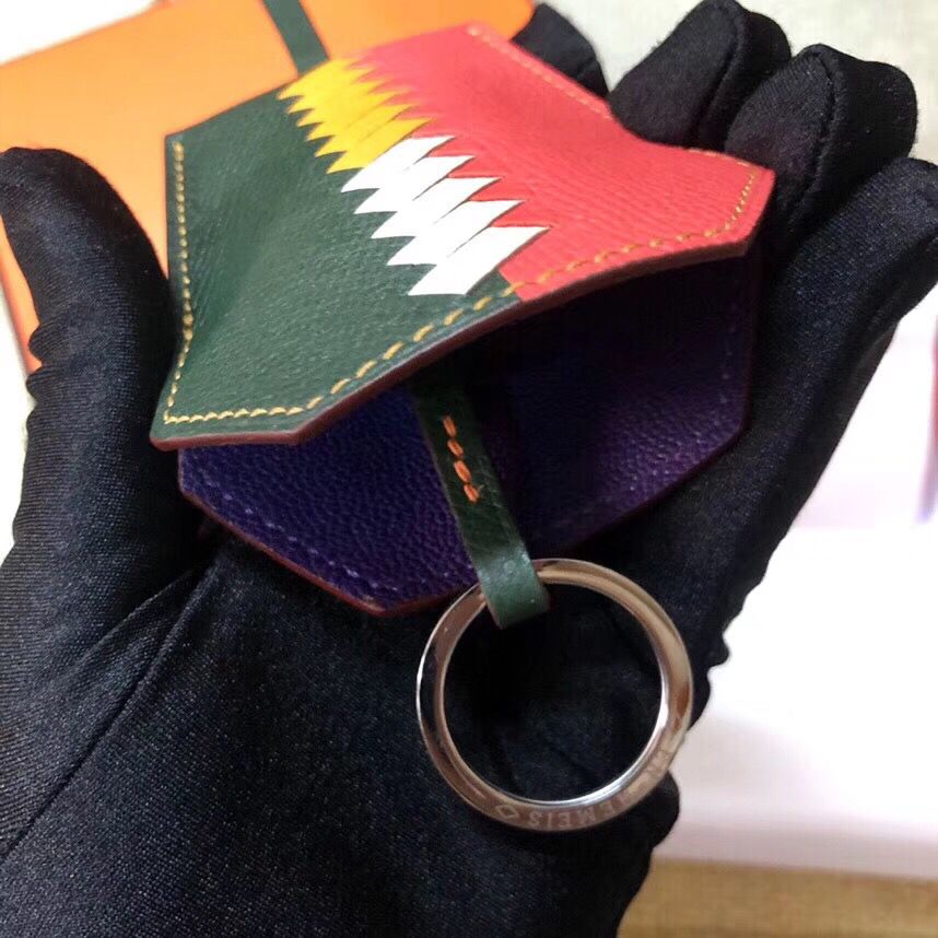 Hermes Clochette Cles Grand Tressage Charm In Green/Rose Lipstick - Image 4