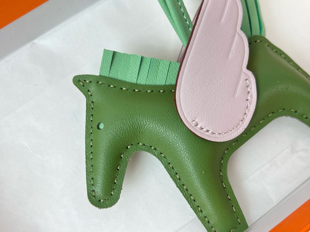 Hermes Rodeo Pegase PM Bag Charm in Vert/Vert Criquet/Mauve Pale Lambskin - Image 5