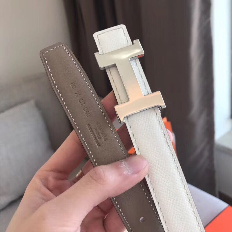 Hermes Mini Constance 24mm Reversible Belt Taupe/White - Image 4