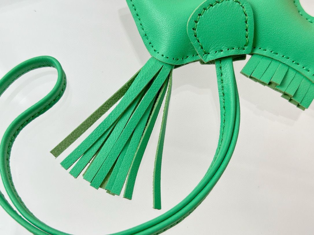 Hermes Rodeo PM Bag Charm in Vert Comics Lambskin - Image 6