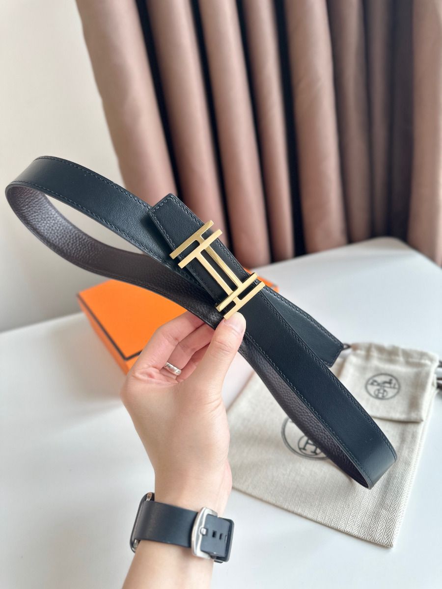 Hermes H au Carre Reversible Belt 32MM in Chocolate Clemence Leather - Image 3