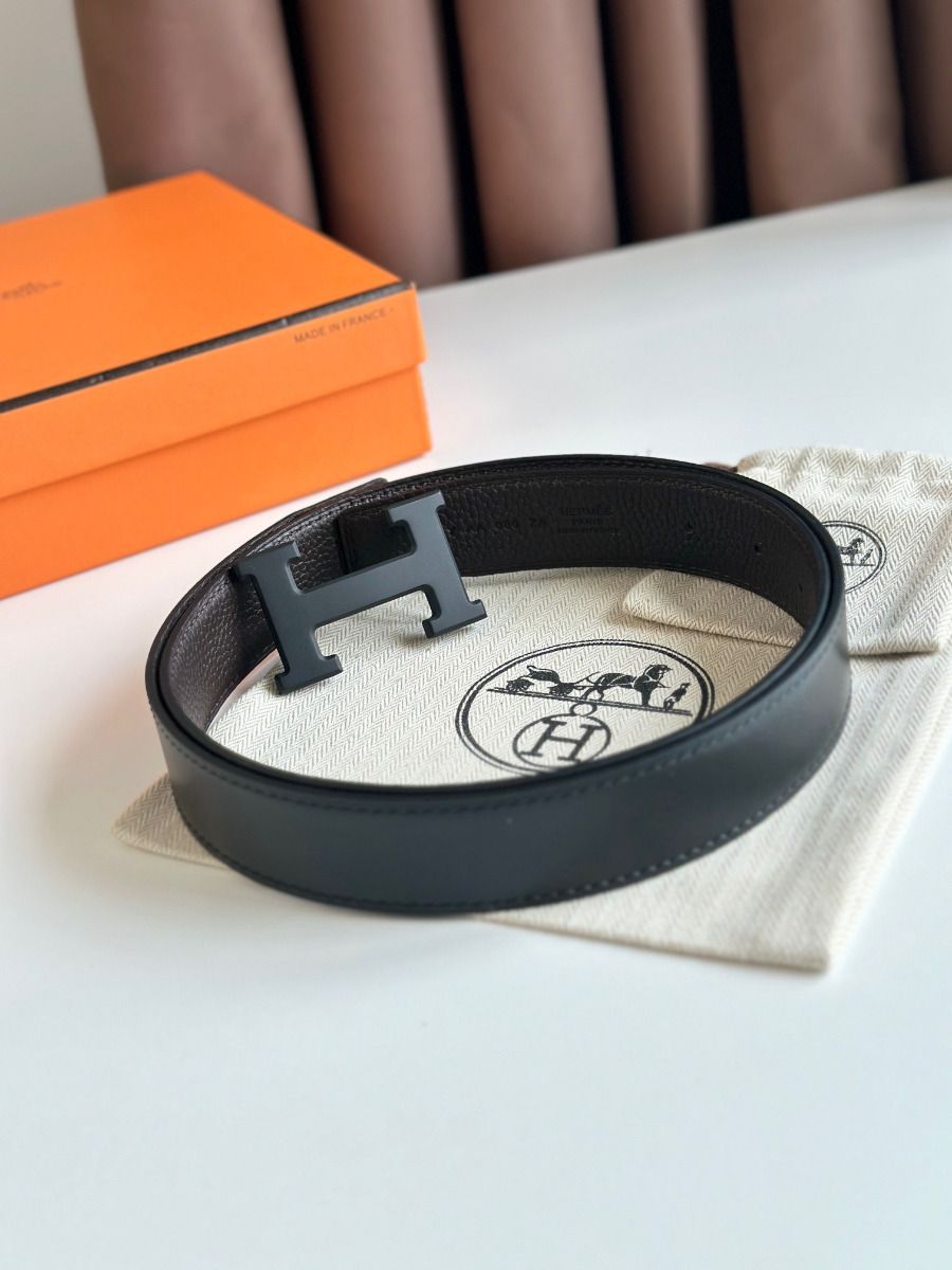 Hermes H Reversible 32MM Belt with Matte Buckle in Chocolate Clemence Leather - Image 5