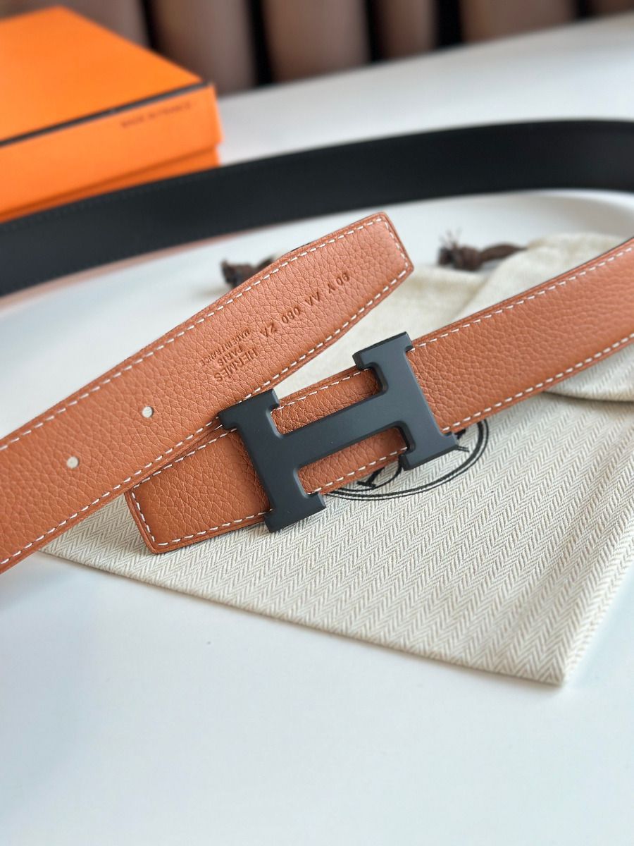 Hermes H Reversible 32MM Belt with Matte Buckle in Gold Clemence Leather - Image 4