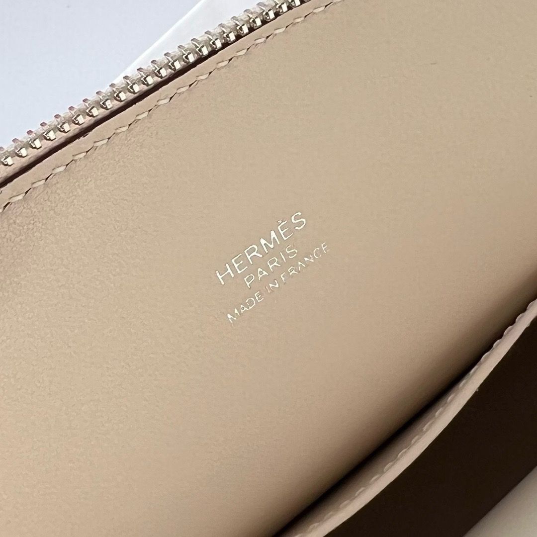 Hermes Bolide 1923 Mini Handmade Bag In Craie Chevre Mysore Leather - Image 10